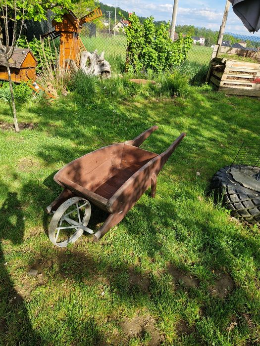 Sprzedam taczki ogrodowe Dekoracyjne