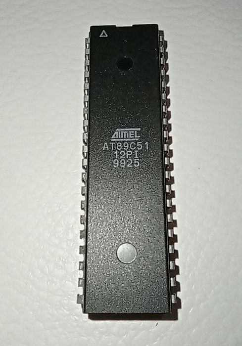 КР580ВВ55А TDA8304 AT89C51-12PI