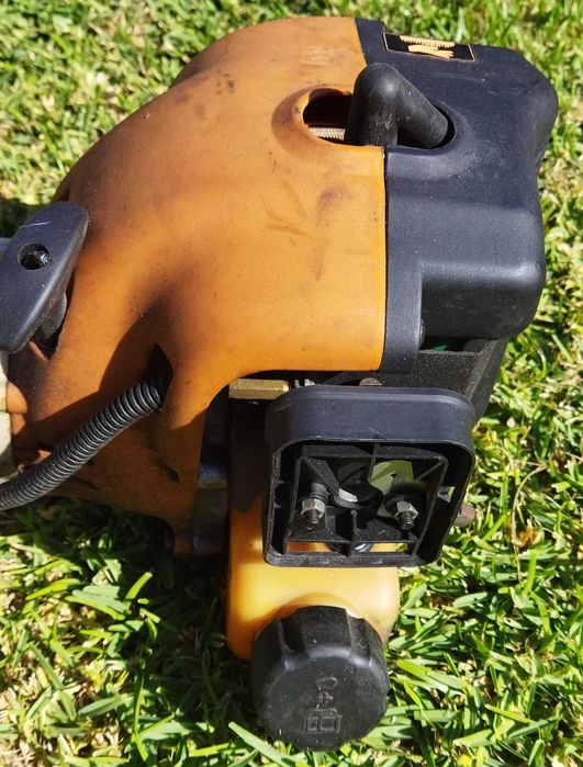 Roçadora a gasolina - avariada - VOLTRON