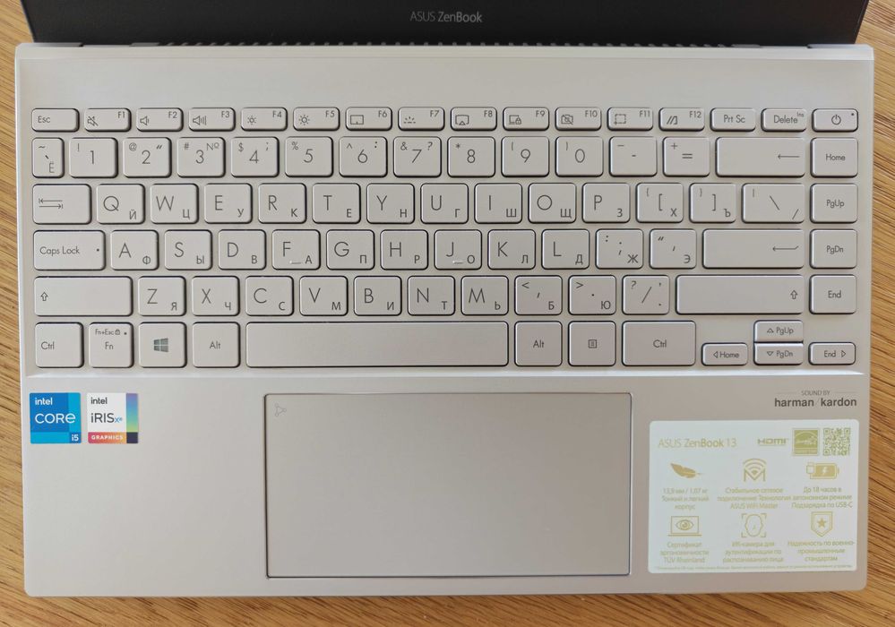 ASUS ZenBook UX325EA / Teclado Russo / 13,3" OLED / i5 / 16GB / SSD 512GB / Bateria Nova