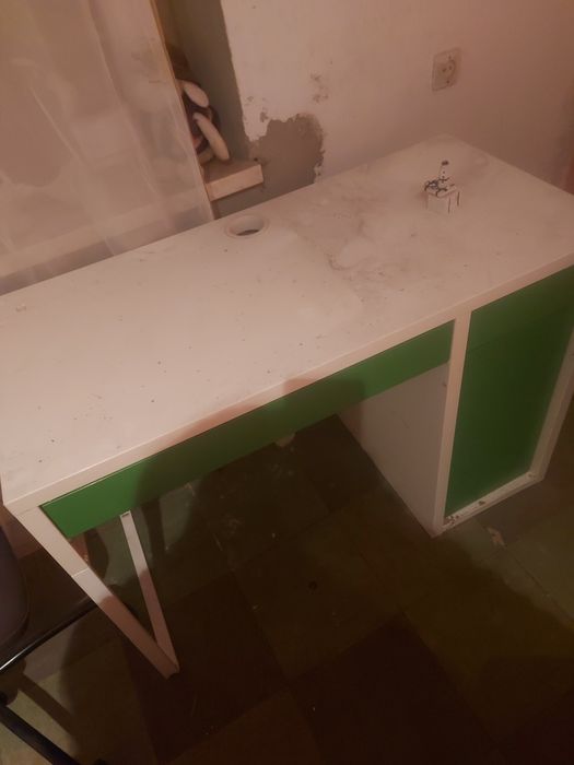 Biurko  ikea  biale