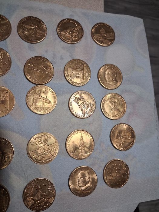 Medale pozłacane 24 karatowym złotem