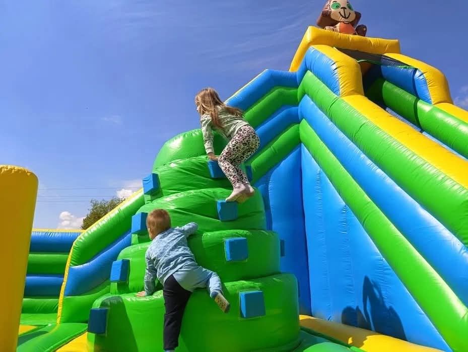 Wynajem Dmuchńców na imprezy, wystawiam fakturę !