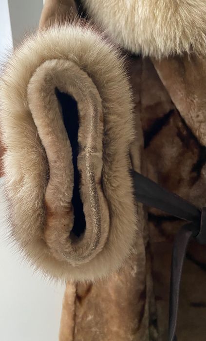 Futro z naturalnego mutona i lisa polarnego