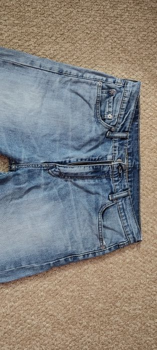 Джинси Levi's 513