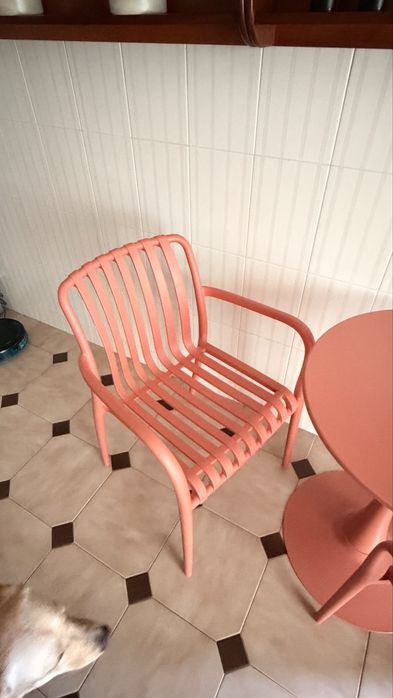 Conjunto jardim mesa e cadeiras