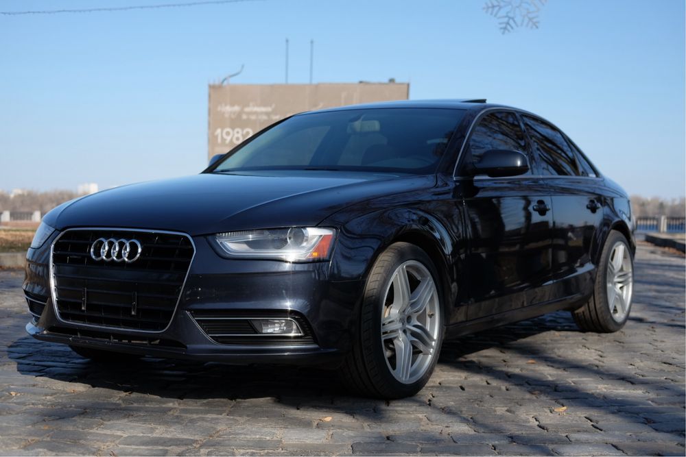 Audi a4 b8 2.0 Quattro 2012 (2013 модельного, рест)