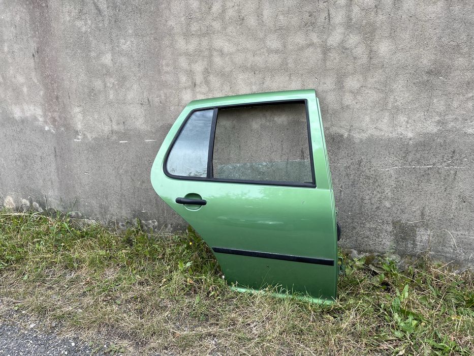 Dzrwi do volkswagen golf 4