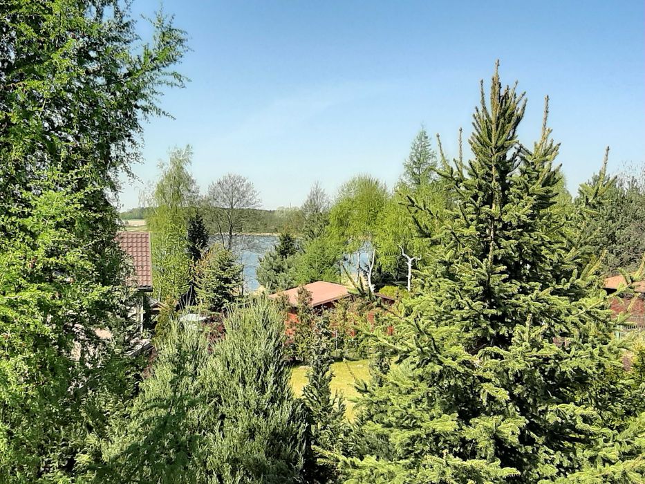 Dom nad jeziorem Głuszyńskim