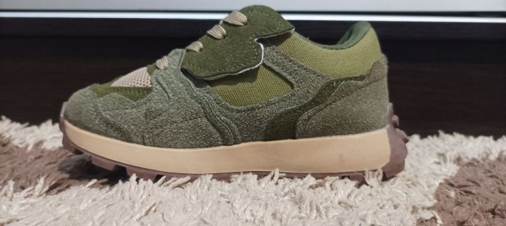 Кросівки 30 р 17.5 см