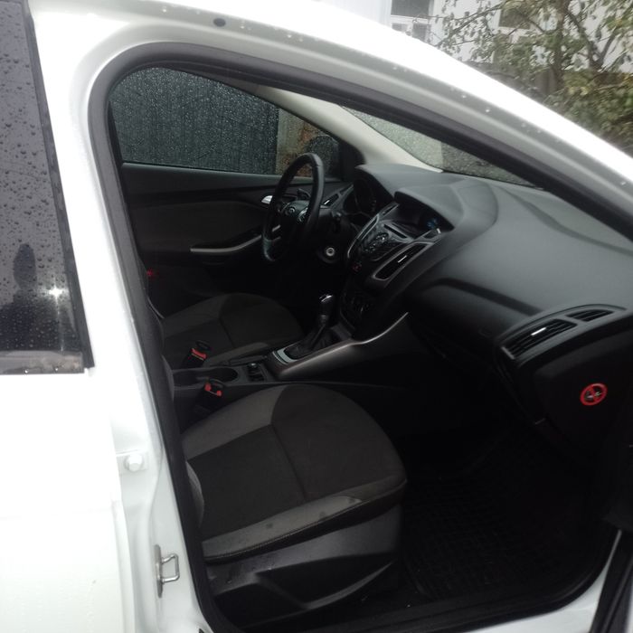 Авто Ford Focus 2013