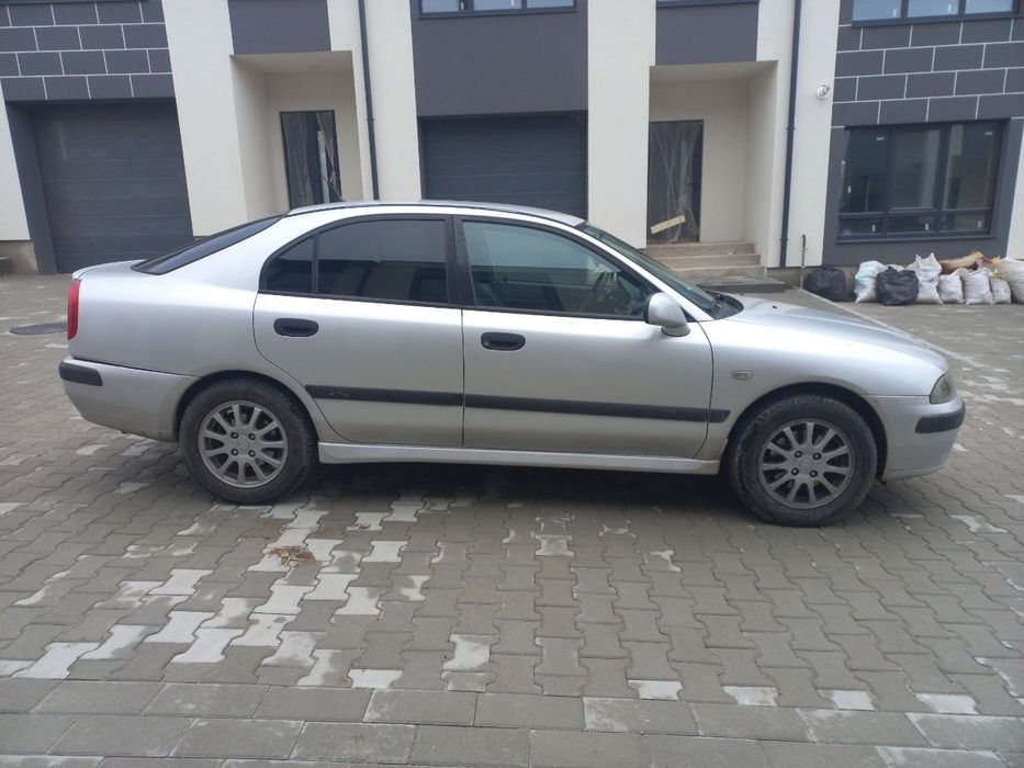 Mitsubishi Carisma 2003 1.6 бензин