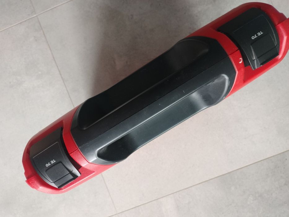 Młotowiertarka Hilti TE70 dla dzieci