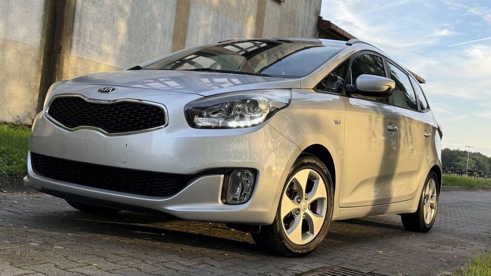 Kia Carens