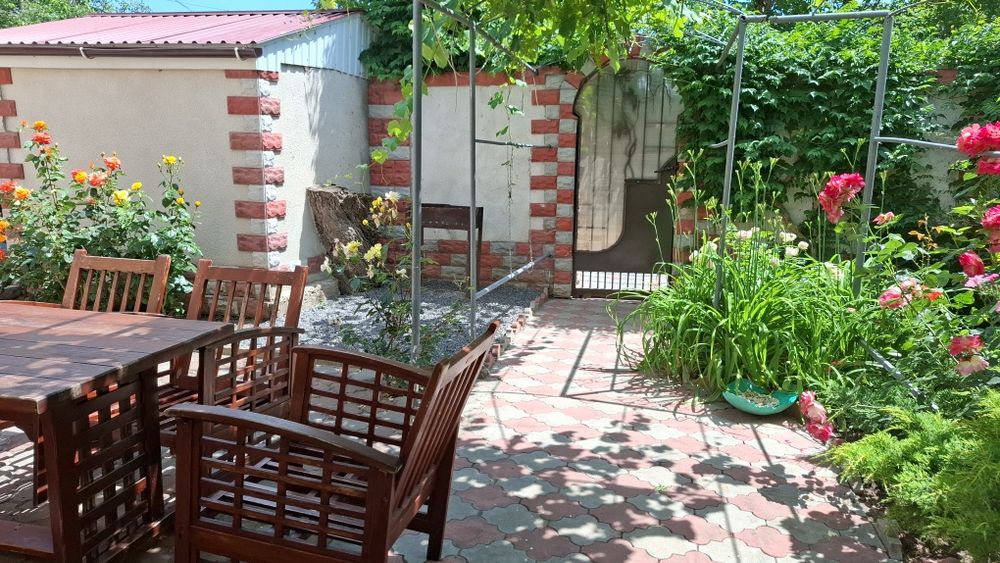 Сдам  дом Фонтанке 2 ,отдельно стоящий гостевой домик