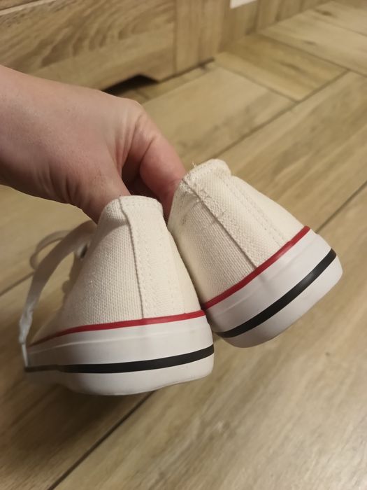 Nowe damskie białe buty tenisówki trampki wiązane buty 39