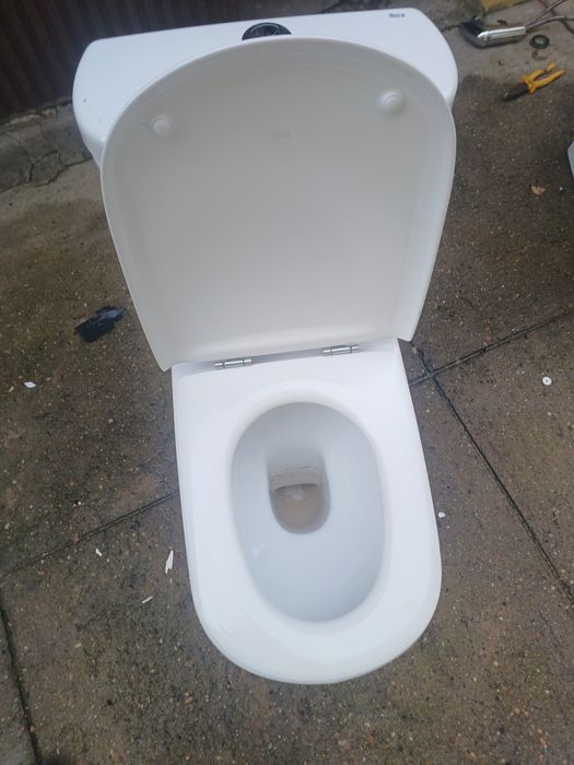 Vendo sanita e bidé completamente novo preço  imbatível