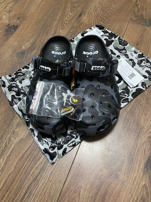 крокси  BAPE x Crocs