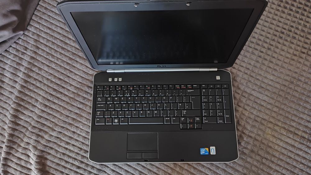 Laptop Dell e5520m