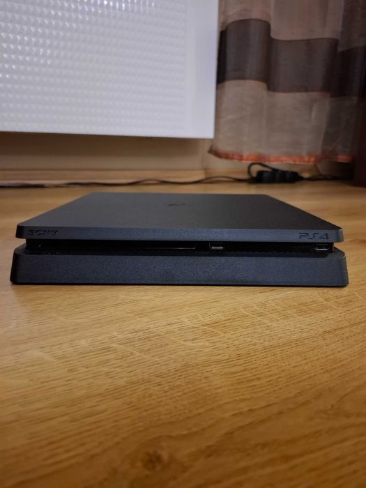 PlayStation 4 slim 512 gb