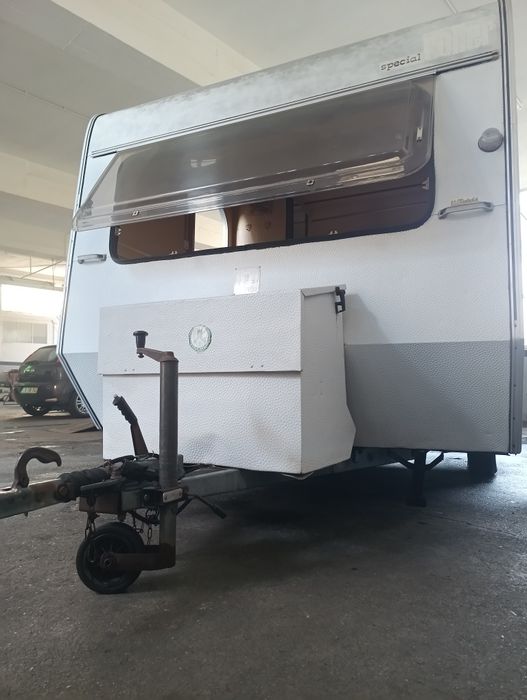 Caravana Sem documentos + Avançado e pergula