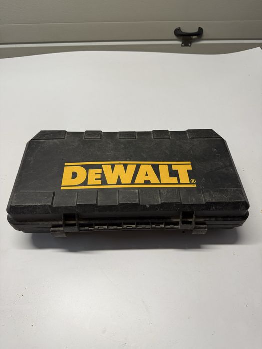 Piła szablasta DeWALT DW304PK 1050W + walizka Oryginał