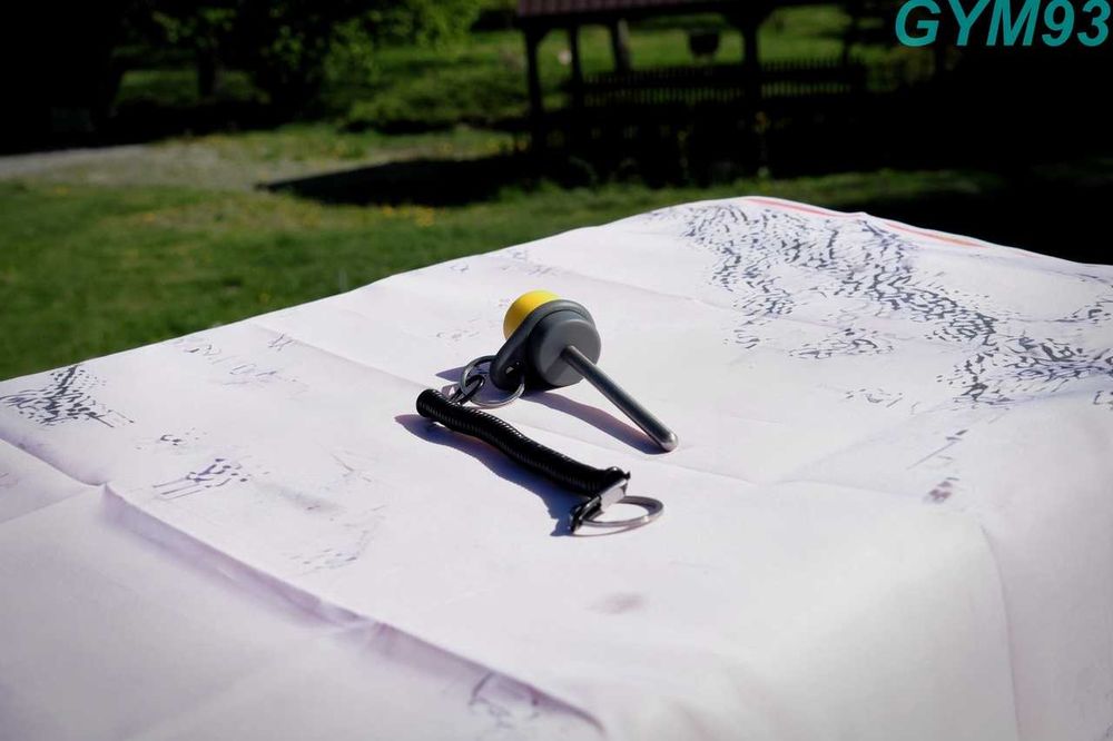 Kluczyk do stosów maszyn 10 cm 8 mm żółty obrotowy