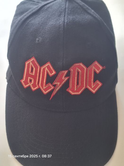 Кепка AC/DC чорного кольору