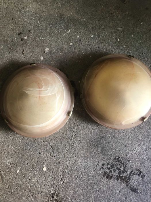 2 Candeeiros redondos em bom estado