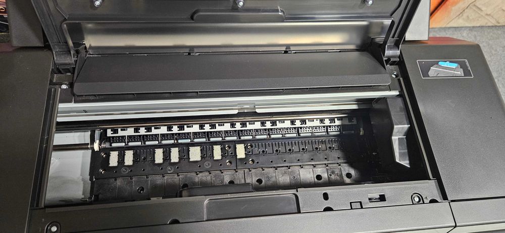 Drukarka Epson SC-P 5000  uszkodzona, dobra baza pod DTF