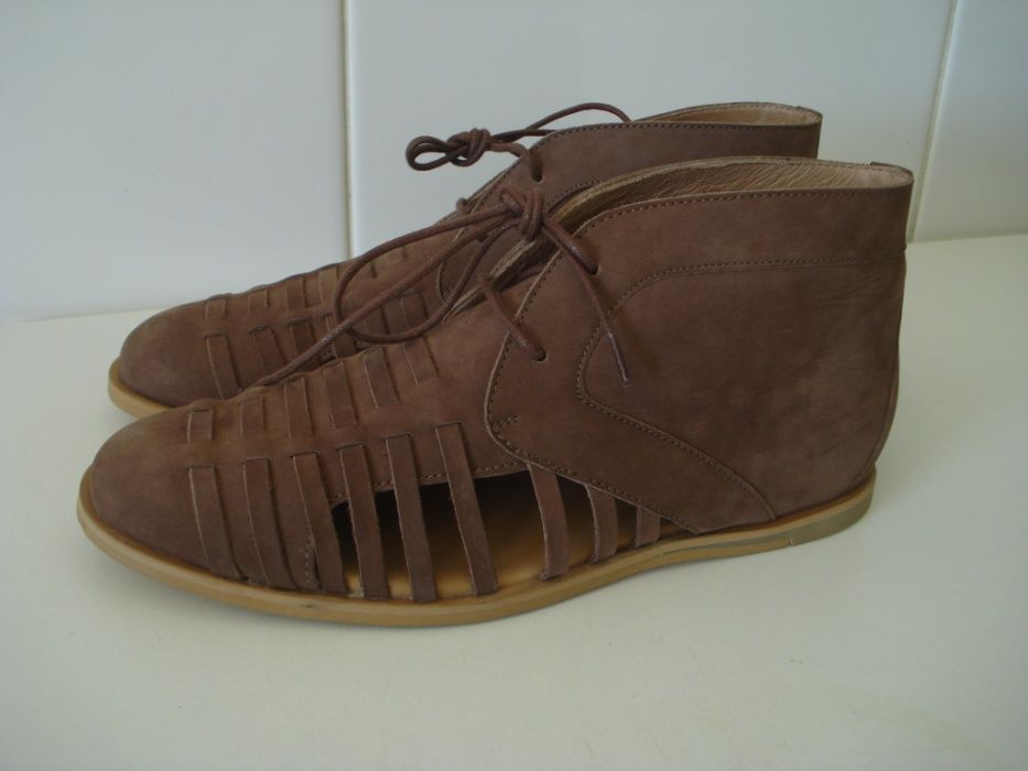 Botins/Sandálias castanhas de pele 38 EUREKA NOVO
