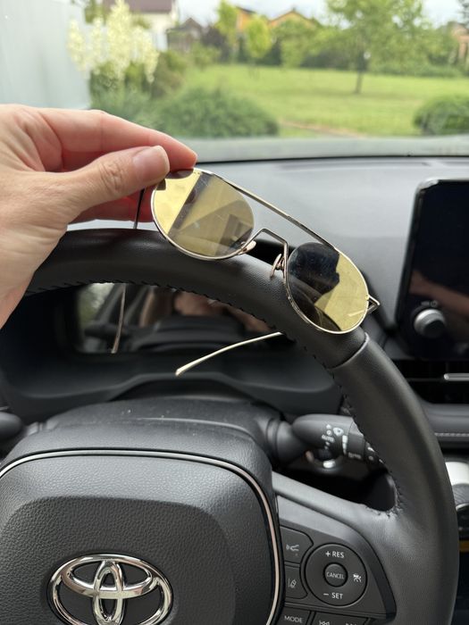 Cerruti 1881 сонцезахисні окуляри золоті круглі