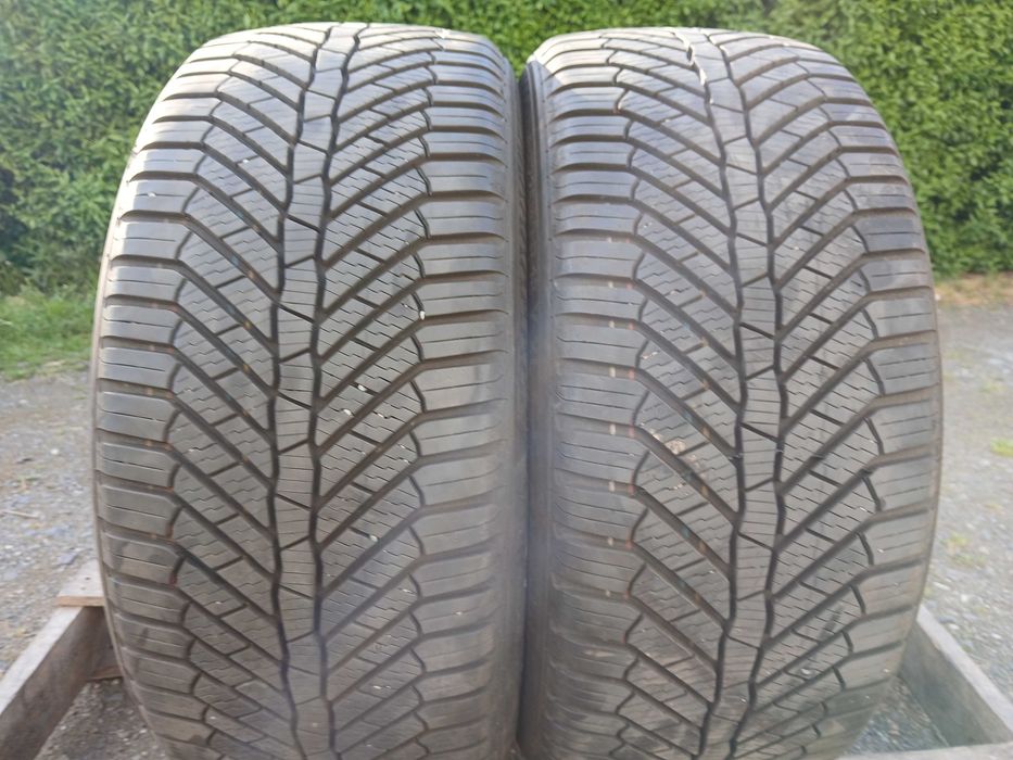 Opony całoroczne 225/40/18 Semperit bieżnik 7mm 22 rok F-VAT