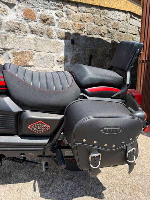 UM RENEGADE 125 - Vegas Edition