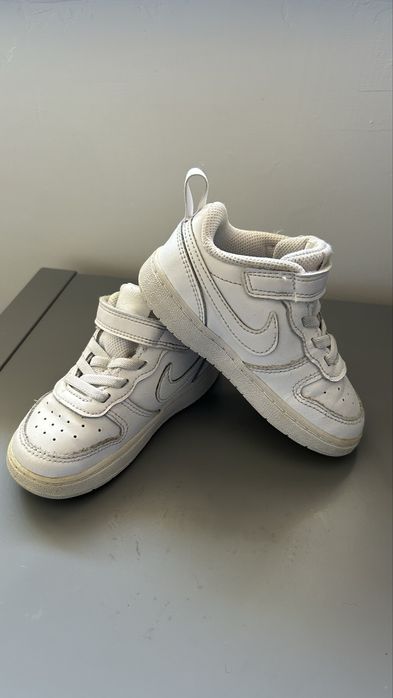 Sapatilhas Nike (tamanho 25)