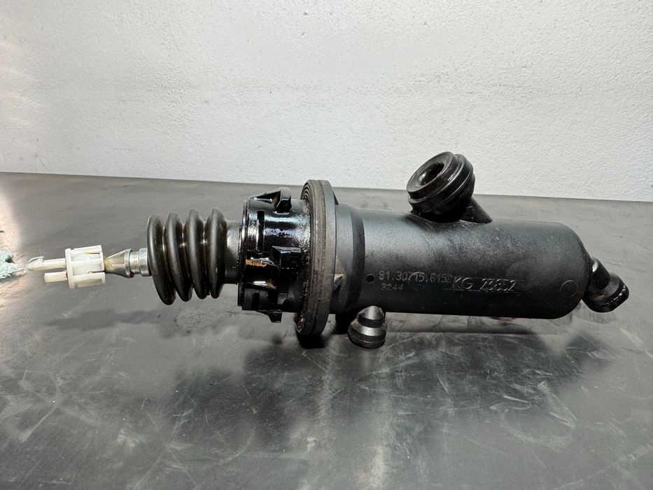 Pompka sprzęgła MAN