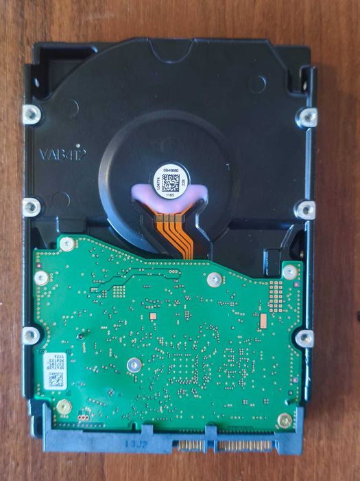 Жорсткий диск WD Red 6 TB — під ремонт.