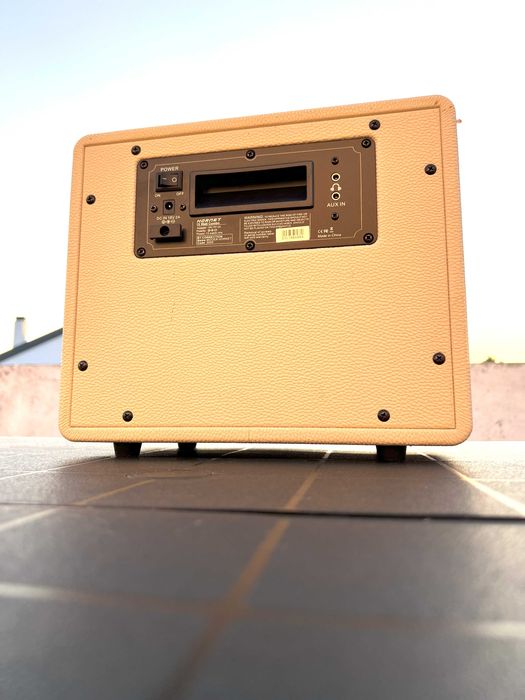 Amplificador Mooer Hornet combo, cor creme, excelente estado