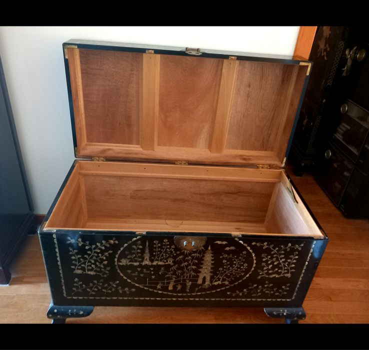 Arca  em canfora madrepérola chinesa