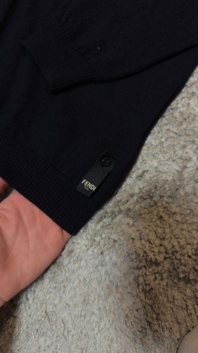 Fendi світер. Оригінал