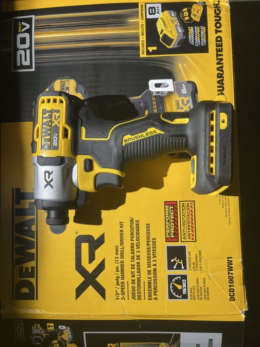 Безщітковий акумуляторний шуруповерт імпакт Dewalt dcf845