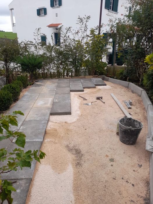 Mudanças, Obras, remodelações, pinturas, pisos, jardins, etc