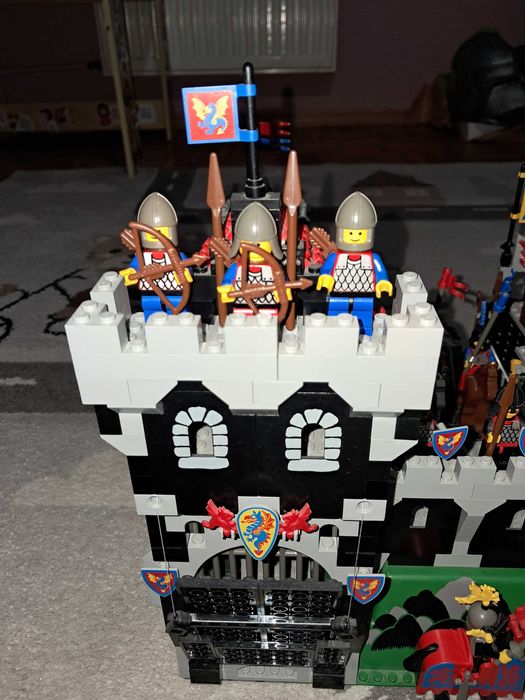 Lego 6086 black knight castle