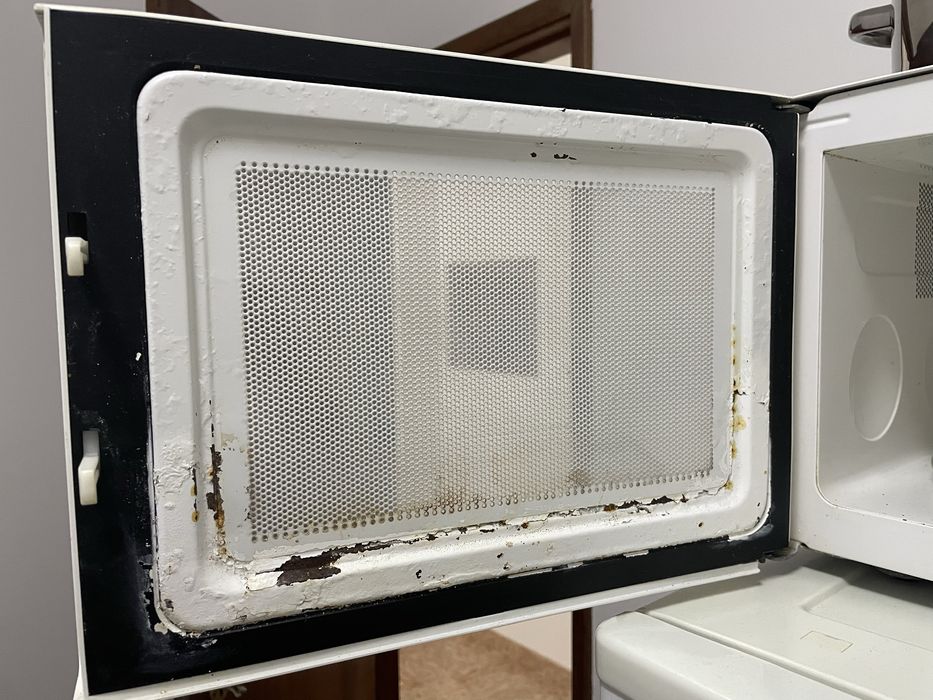 Frigorifico whirpool + microondas + tachos