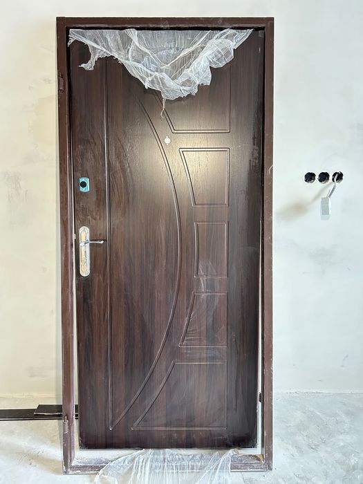 Вхідні двері в квартиру (самовивіз з м.Житомир)