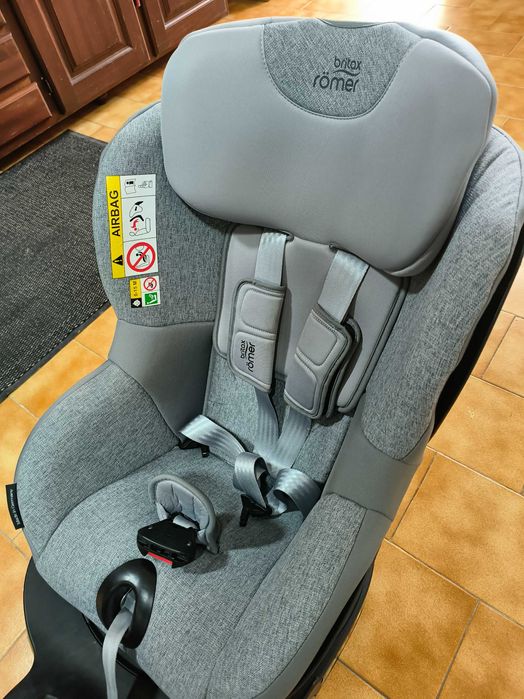 Britax Römer Cadeira Auto Dualfix M i-Size Isofix Storm Grey