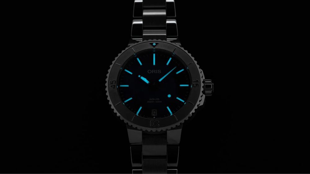 Швейцарський годинник Oris Aquis Date блакитний унісекс Швейцарія