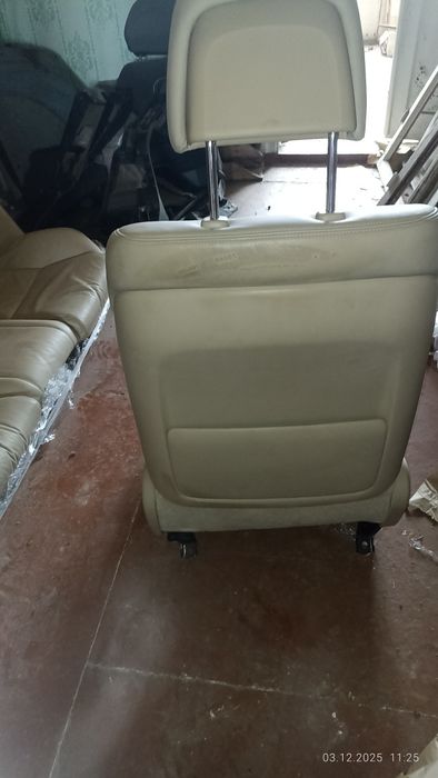 Кожаные сиденье Lexus GS 06-08 год