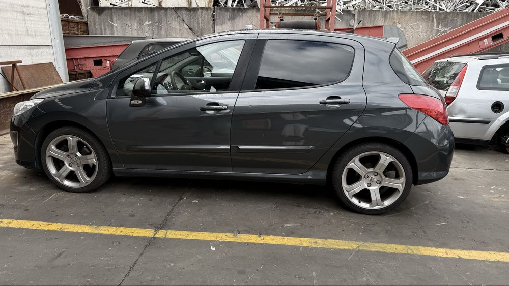 Peugeot 308 1.6  turbo limousine ano 2008 para peças
