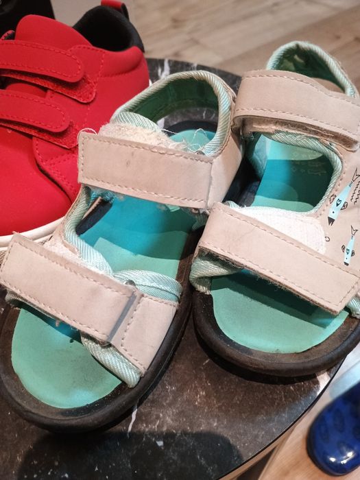 Buty dla chłopca r. 25